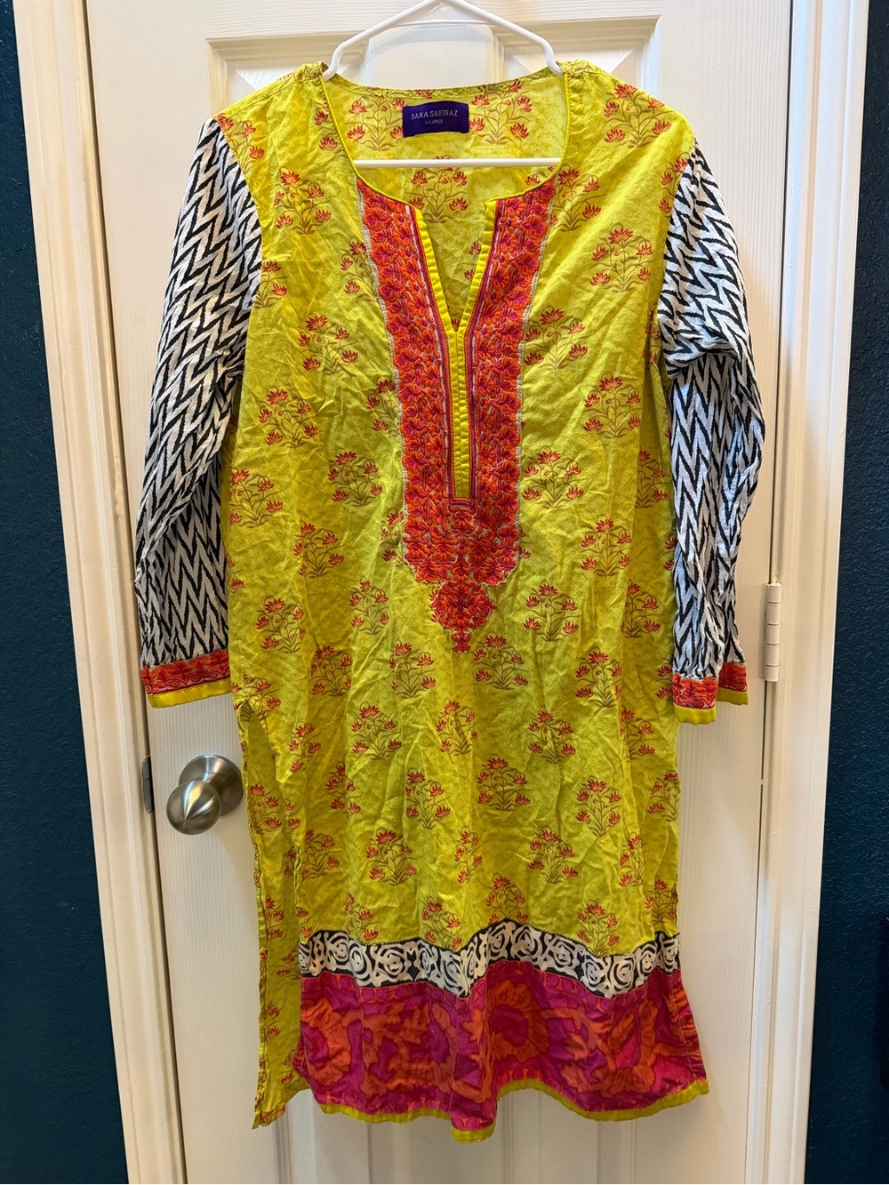 Embroidered Lime Green Long Sleeve Kurta Dress by Sana Safinaz